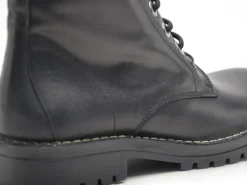 Chacal 7240 Noir Boots et Bottines Plates Femme