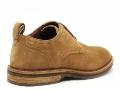Clarks ALDWIN LACE Beige Chaussures de Ville Homme