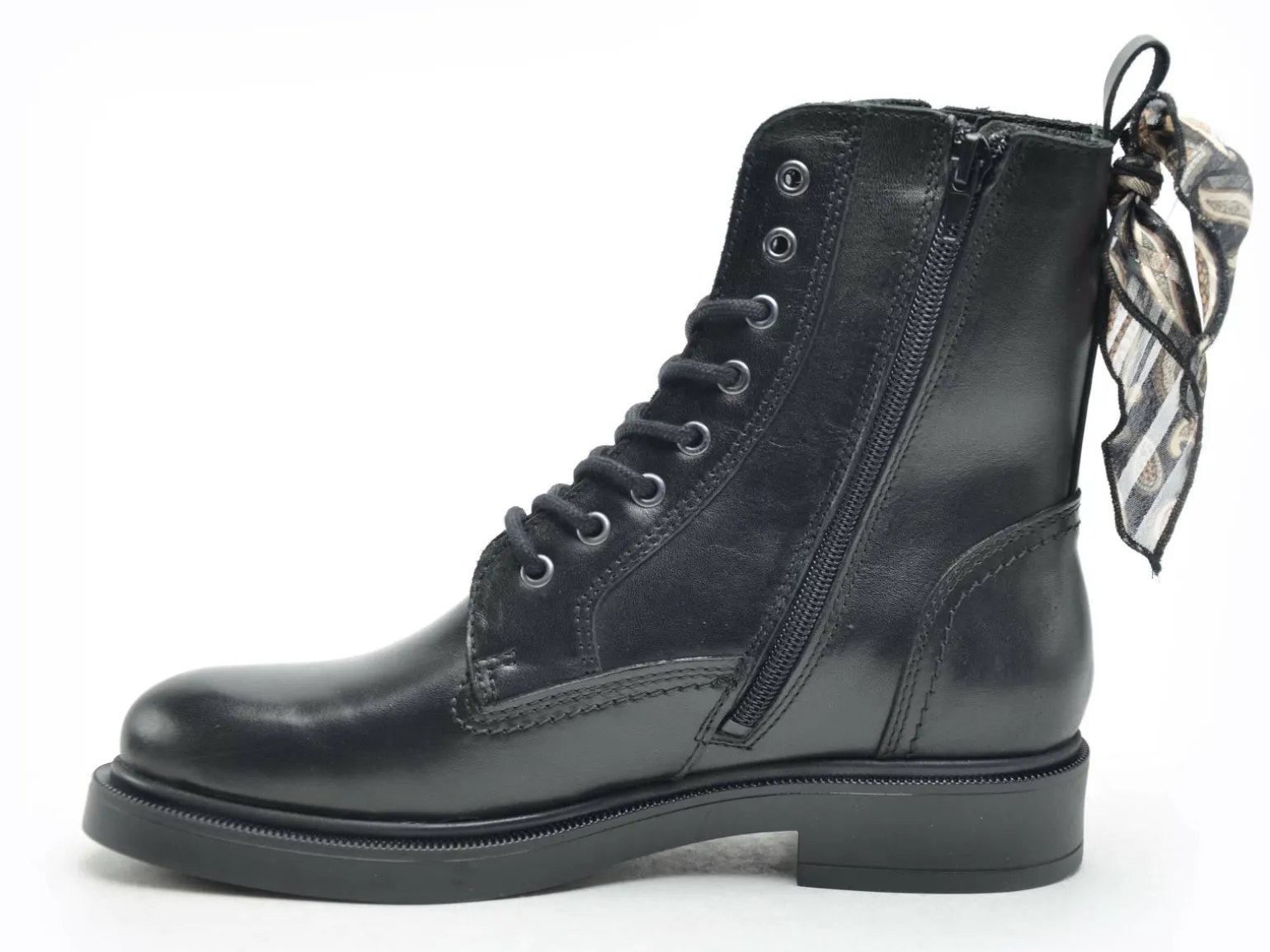 Favela Fly XM3 ORIA ETIENNE Noir Boots et Bottines Plates Femme