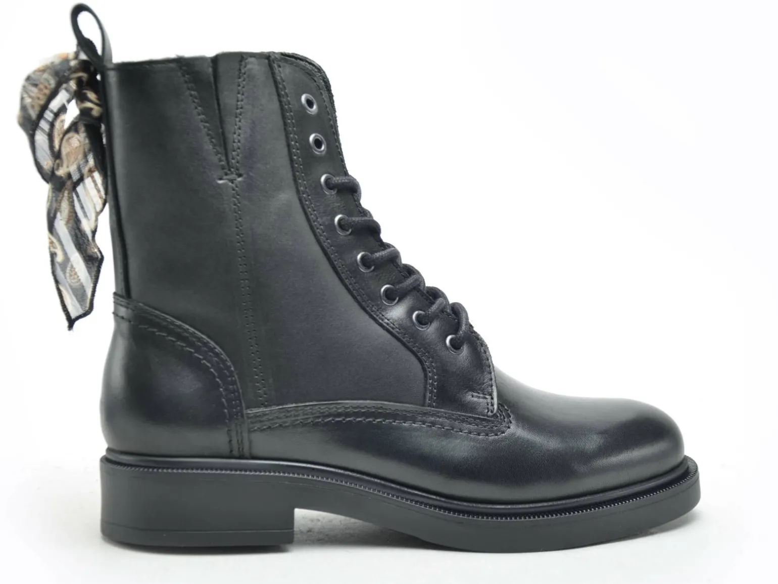 Favela Fly XM3 ORIA ETIENNE Noir Boots et Bottines Plates Femme