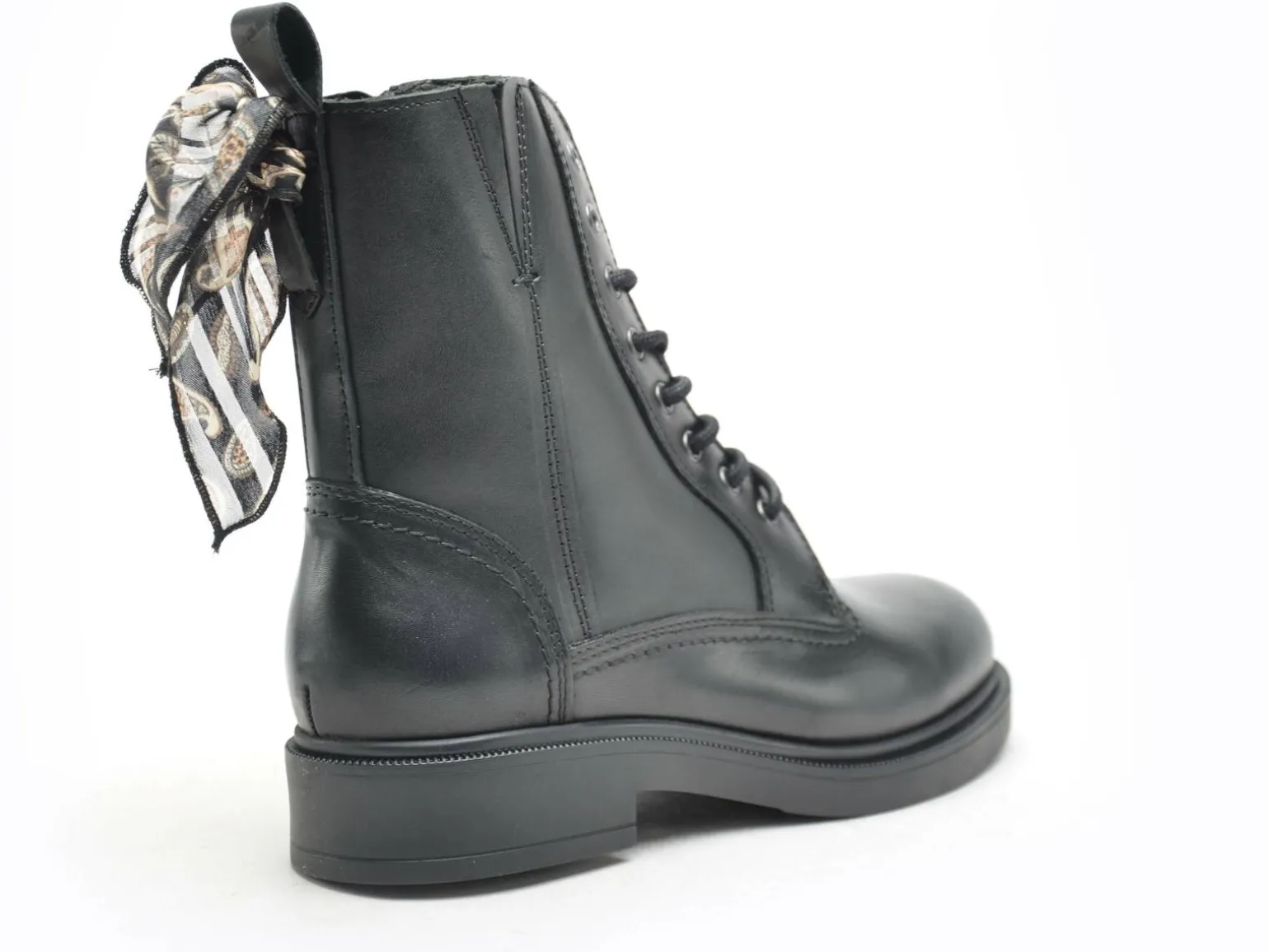 Favela Fly XM3 ORIA ETIENNE Noir Boots et Bottines Plates Femme