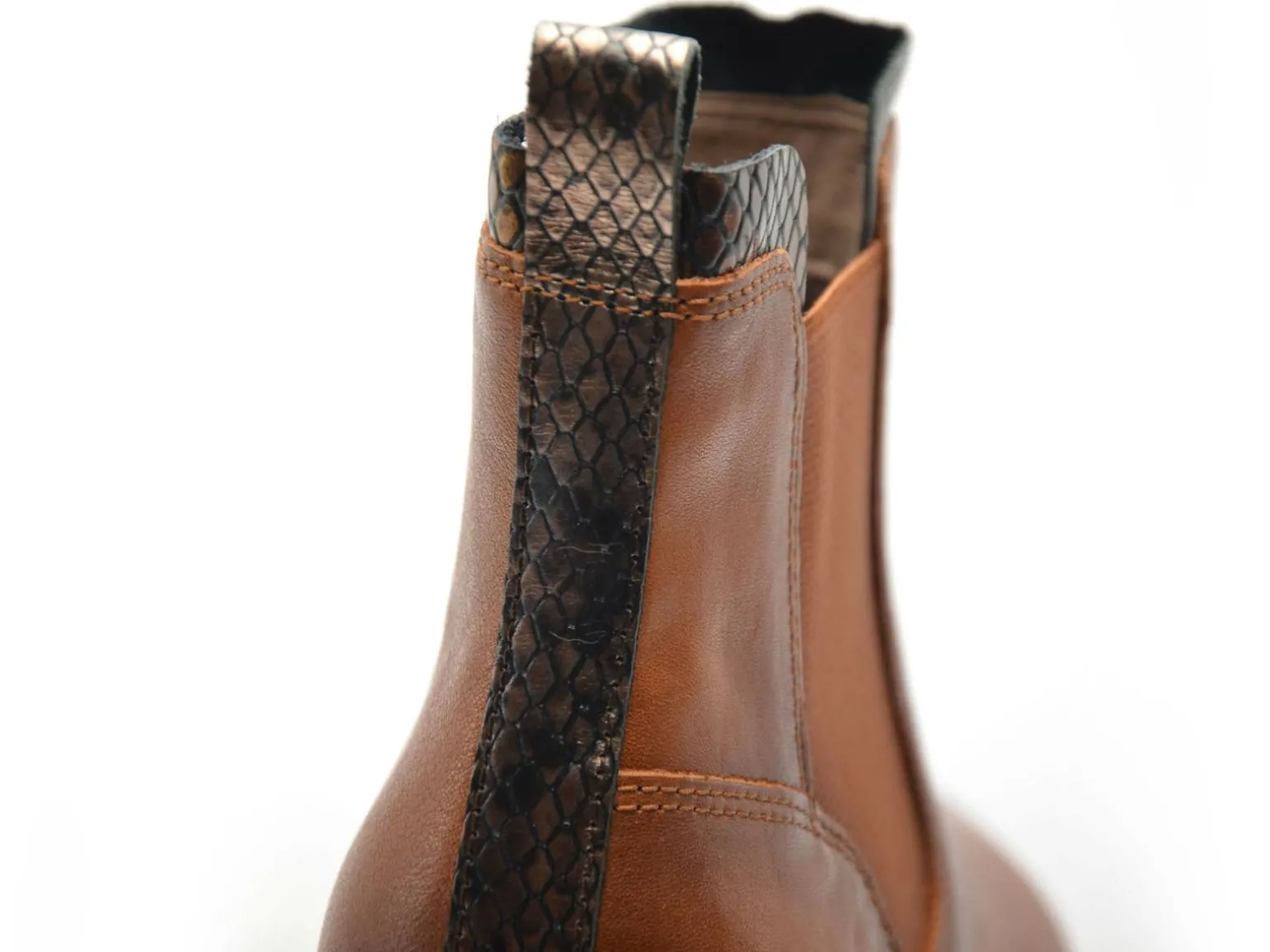 Fugitive GENOI Marron Boots et Bottines Plates Femme