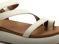 Inuovo A96003 Beige Sandales Plates Femme