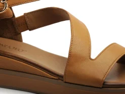 Inuovo 113119 Marron Sandales à Talons Femme