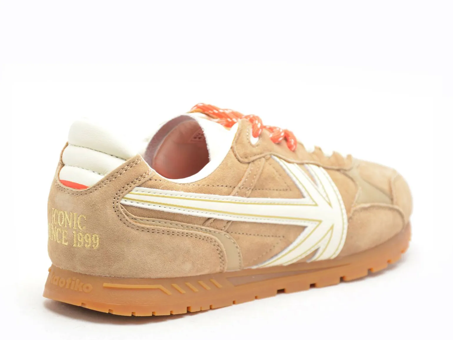 Kaotiko SEATTLE MEN Beige Baskets Basses Homme