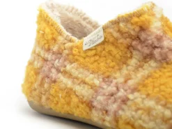 La Maison De L Espadrille Chaussons 6033 8 Jaune Chaussons Femme