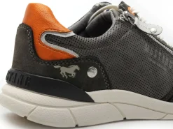 Mustang 4138309 Gris Baskets Basses Homme