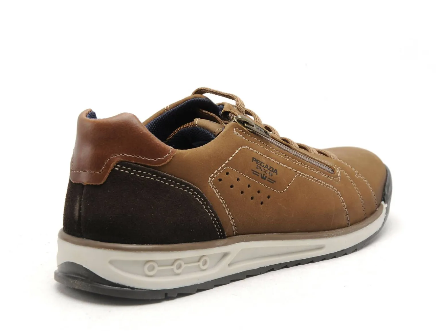 Pegada 112503 Marron Baskets Basses Homme